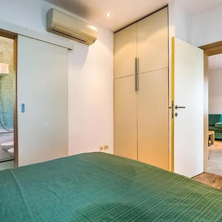 Апартаменты Stunning In With Sauna, 2 Bedrooms And Wifi Нови-Винодолски