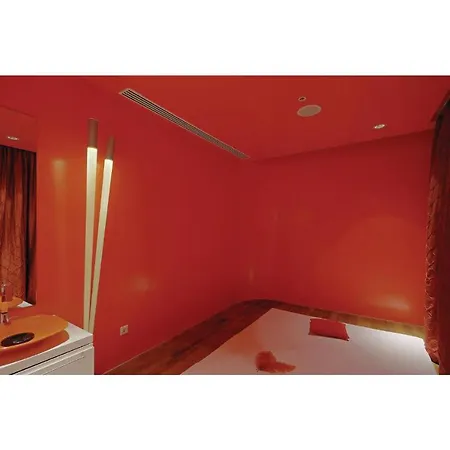 Апартаменты Stunning In With Sauna, 2 Bedrooms And Wifi *